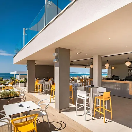 Kazela * Μεντουλίν